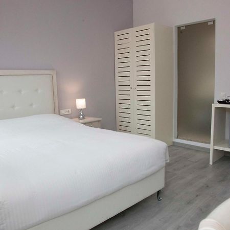 Shalom Luxury Rooms Kondilaki Chania  Bagian luar foto