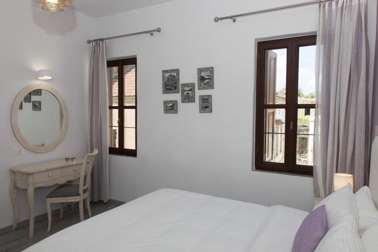 Shalom Luxury Rooms Kondilaki Chania  Bagian luar foto