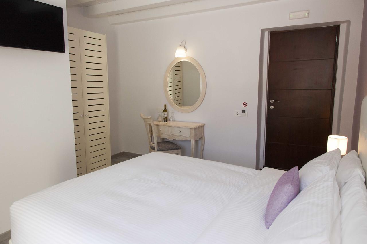 Shalom Luxury Rooms Kondilaki Chania  Bagian luar foto